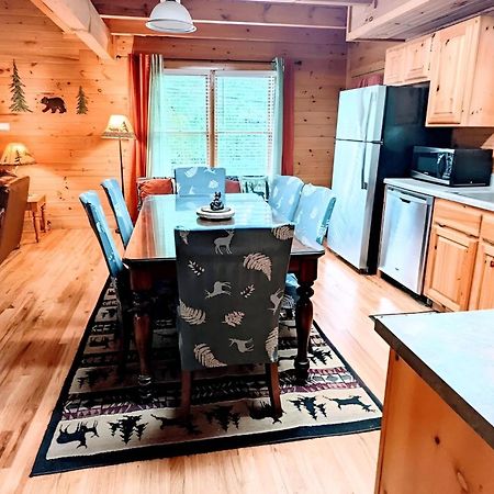 Prime Mountain Cabin - Near Galinburg Downtown جاتلينبرج المظهر الخارجي الصورة