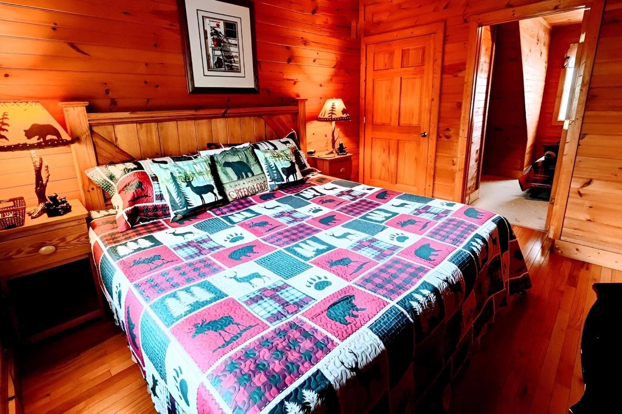 Prime Mountain Cabin - Near Galinburg Downtown جاتلينبرج المظهر الخارجي الصورة