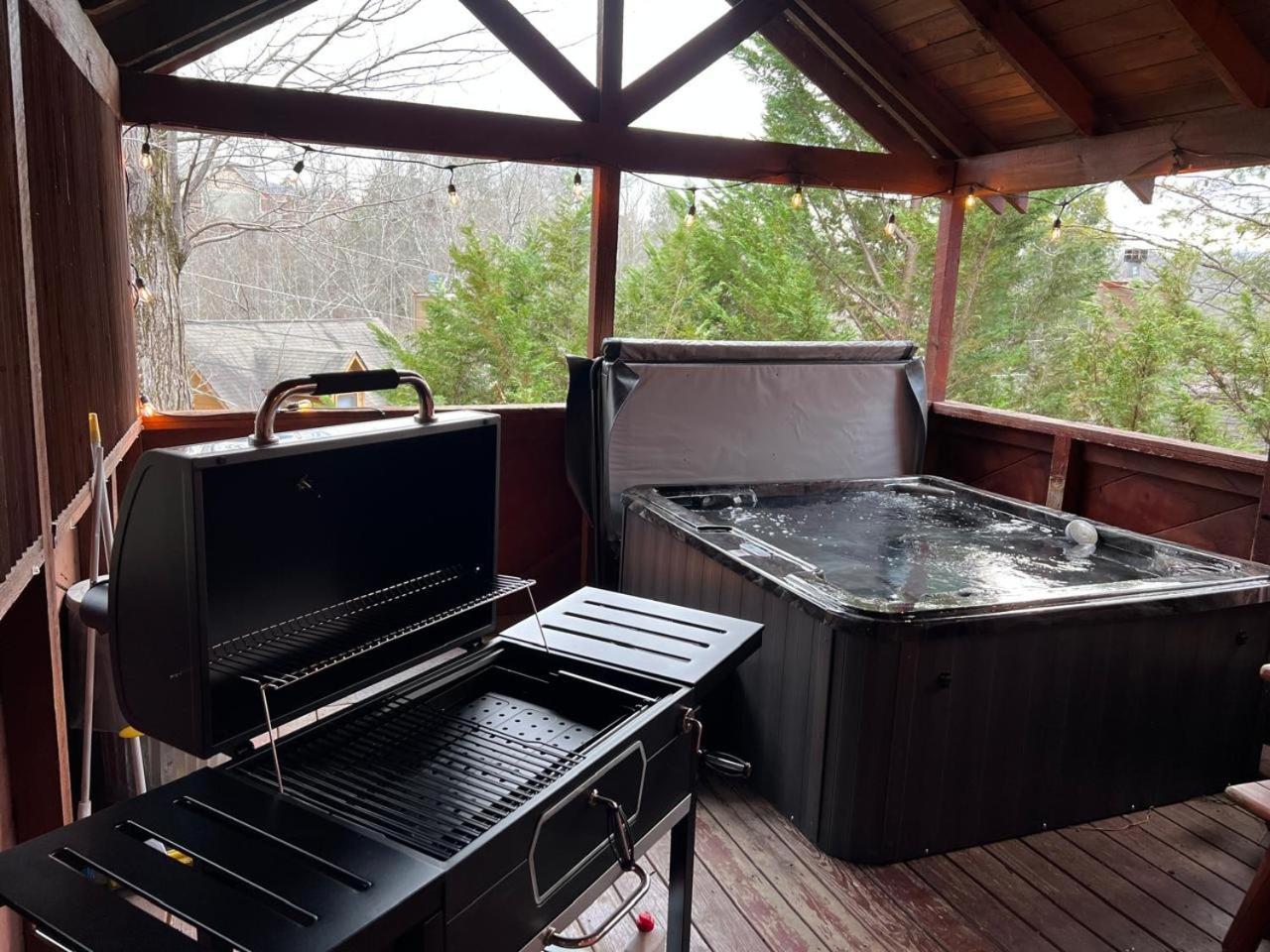 Prime Mountain Cabin - Near Galinburg Downtown جاتلينبرج المظهر الخارجي الصورة